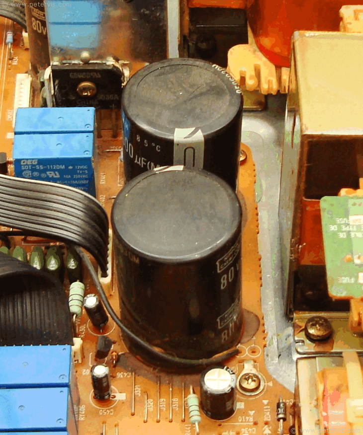 motorboating shielding power supply capacitors
