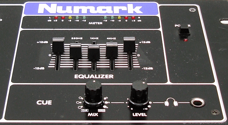 Numark DM1090X